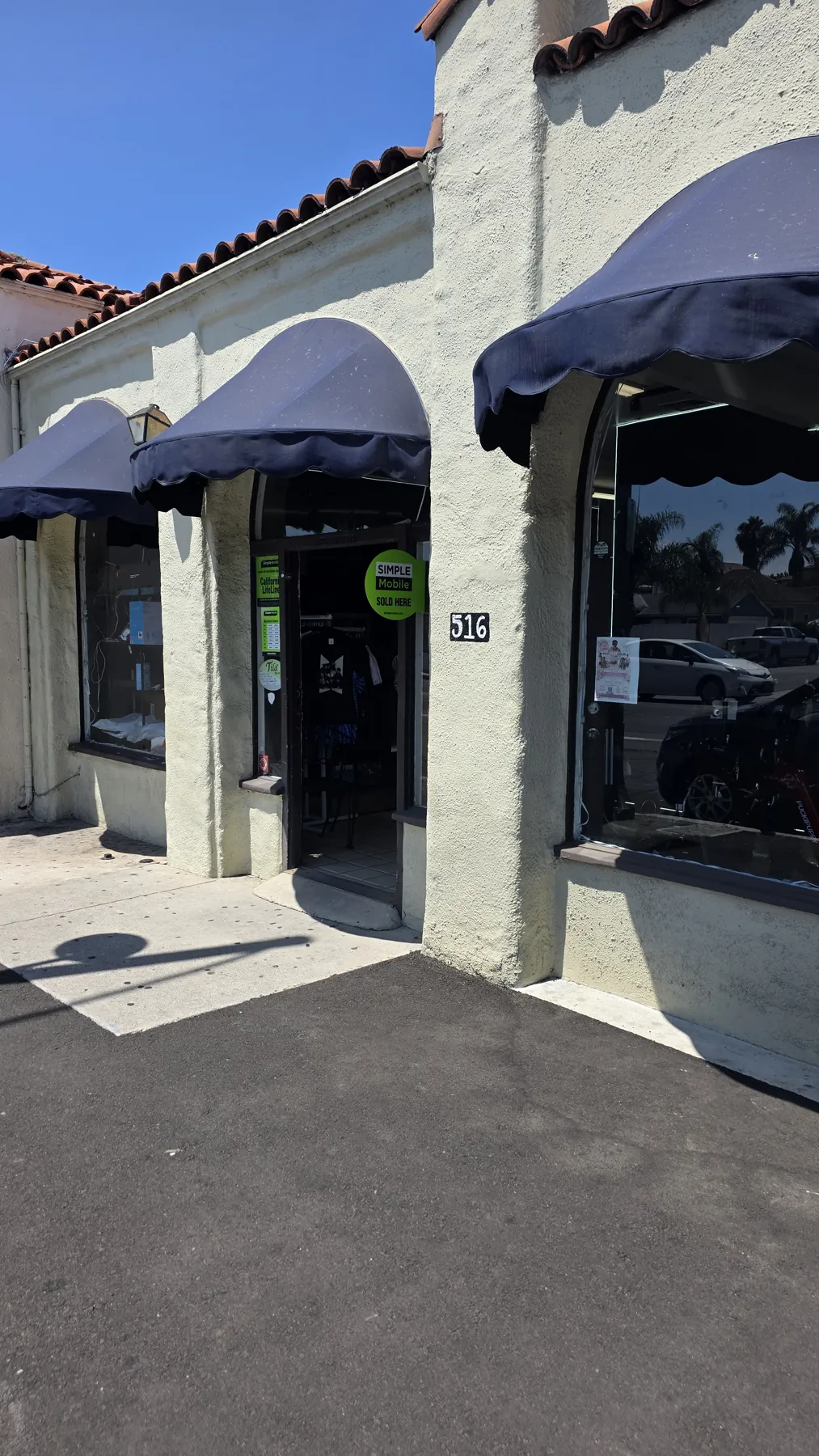 Go Cellular storefront at 516 N. Milpas St., Santa Barbara
